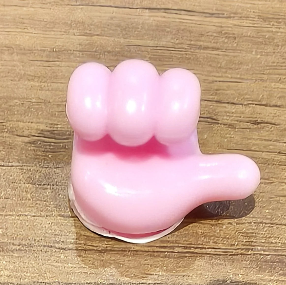 self adhesive wall hanger